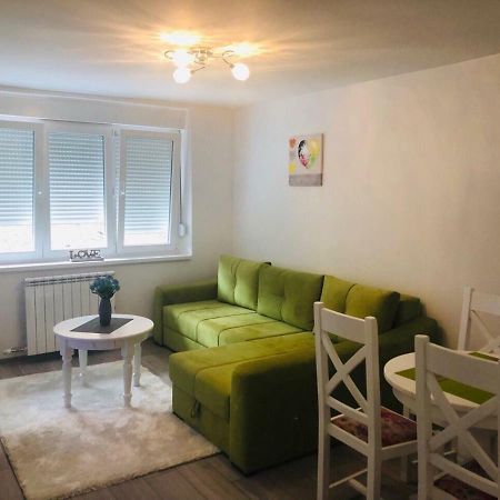 Lovely Apartment Omar Sarajevo Exterior photo